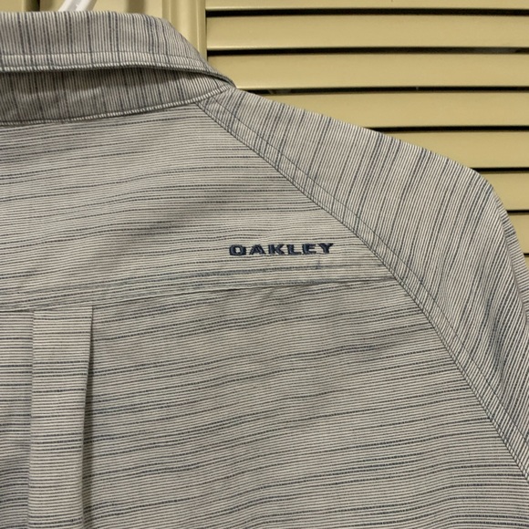 Oakley long sleeve shirt - Picture 3 of 3